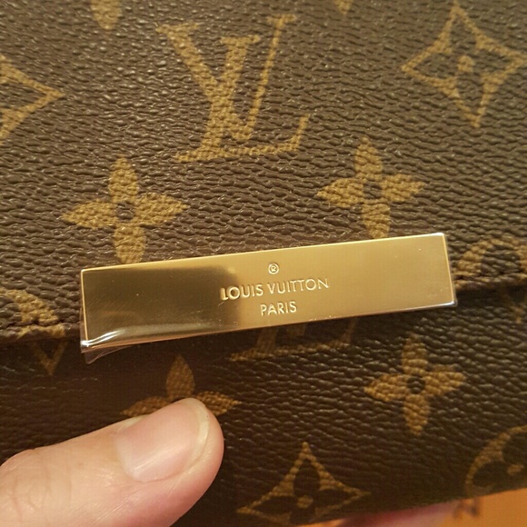 Authentic Louis Vuitton Favorite Mm Monogram - Picture 2 of 8